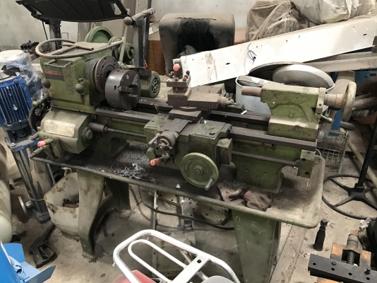 ขายกลึงตั้งโต๊ะ4ฟุตไฟ380พร้อมใช้ราคาเบาๆๆครับเหมาะแก่ร้านมอเตอร์ไซครับ0892224259