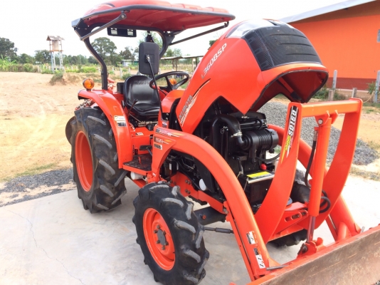 ขายL3608SP รถปี 57 ชั่วโมงการทำงาน 832 รถสวยพร้อมใช้งานทุกอย่างเดิม ไม่มีรั่วแม้แต่ที่เดี่ยว  ราคา 348000 ผานหน้า+หลัง  สนใจ 084-5486359 สุชาติ  อ. สนม จ. สุรินทร์