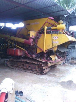 ขายรถเกี่ยวข้าว เกษตรพัฒนา ปลดหนี้195ช่วงล่าง10ปั๊มไดกิ้น22 มอเตอร์90อุ้ม2.5 ทำงานทุกปี