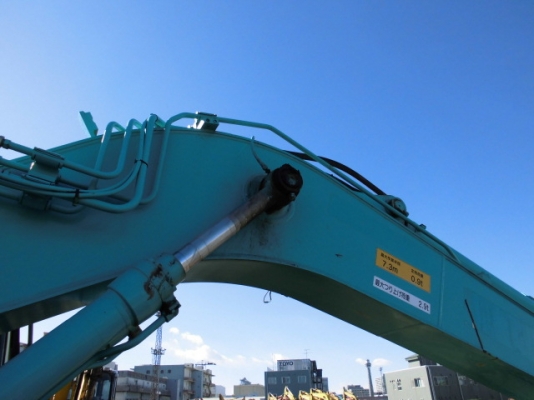 kobelco SK135 YV05รถปี2008สภาพขั้นเทพมีใบดัน ใบแทรค 60ซ.ม หน้าใช้มากๆ