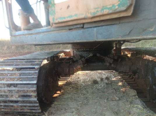 ขาย 185,000 KOMATSU 10 HT(PC60-1) เครื่องดี. ปั้มแรง โช่หนา เอวแน่น ตัวเดินเงียบ เอกสารเล่มทะเบียน รถอยู่ จ.ขอนแก่น โทร&amp;ไอดีไลน์  090-772-3710 090-772-3708