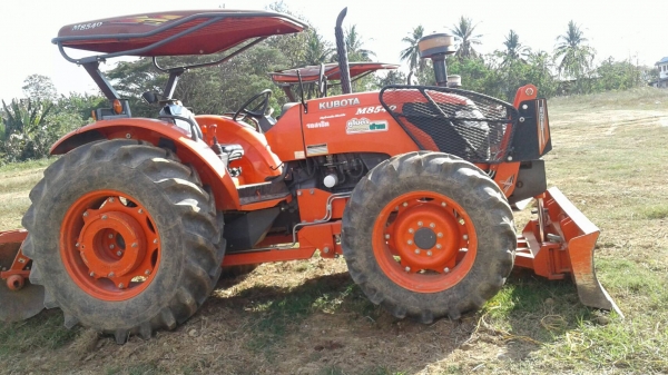 ขายรถไถคูโบต้า M8540 พร้อมใบมีด ผานบุกเบิก ขายรถไถคูโบต้า M8540 พร้อมใบมีด ผานบุกเบิก