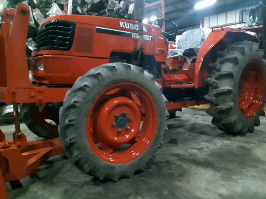 ขายคูโบต้า  M5000su  ดันหน้า