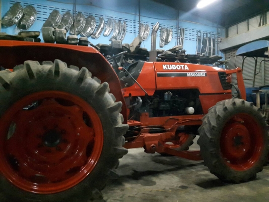ขายคูโบต้า  M5000su  ดันหน้า