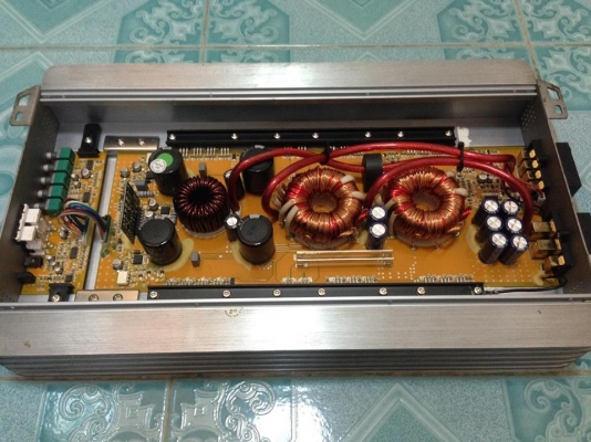 แอมป์คลาสดี ซาวมากัส มือสองสภาพสวยเดิมๆ ไม่เคยซ่อม ใช้งานปกติ เบสดีกระแทกเป็นลูกๆ ขับซับ10"-12"หล่อว้อยไม่เกิน3"ได้ ขาย 2750 บาท สนใจ0892425454 อยู่สระบุรีส่งได้