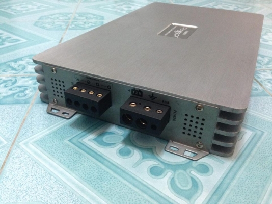 แอมป์คลาสดี ซาวมากัส มือสองสภาพสวยเดิมๆ ไม่เคยซ่อม ใช้งานปกติ เบสดีกระแทกเป็นลูกๆ ขับซับ10"-12"หล่อว้อยไม่เกิน3"ได้ ขาย 2750 บาท สนใจ0892425454 อยู่สระบุรีส่งได้