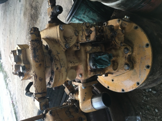 ขายด่วน ปั้มทายเครื่องKOMATSU PC60-5ปั้มนิ้ว