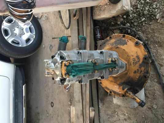 ขายด่วน ปั้มทายเครื่องKOMATSU PC60-3 ปั้มเฟื่อง ขายด่วน ปั้มทายเครื่องKOMATSU PC60-3 ปั้มเฟื่อง