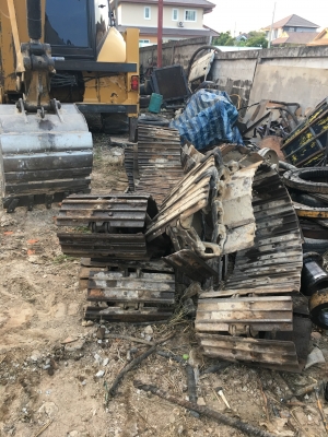 ขายด่วน โชพร้อมใบKOMATSU PC60-5ขายคู่ละ45,000