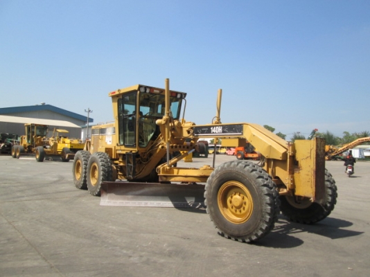 Caterpillar Motor Grader รุ่น 140H เลขถัง 2ZK05597 รถปี 2001 ชั่วโมงใช้งาน 9875 From U.S.A Caterpillar Motor Grader รุ่น 140H เลขถัง 2ZK05597 รถปี 2001 ชั่วโมงใช้งาน 9875 From U.S.A