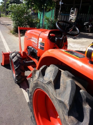 ขายจ้า 3608SP ตัวรถ+ใบดัน  เอกสารเล่มทะเบียนครบ  กันทรลักษ์ ศรีสะเกษ สนใจต่อรองโทร.0816004753 จ้า...