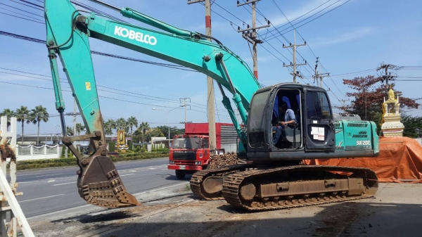 ขายด่วน KOBELCO SK200 MATR-8 YN12 SUPER X รถสวยพร้อมลุยงาน รถทำงาน7xxxกว่าชั่วโมง โซ่ช่วงล่างสวย เอวแน่น ไฟฟ้าสมบูรณ์ แอร์เย็น เอกสารใบแจ้งจำหน่าย