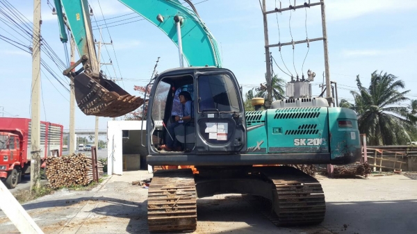 ขายด่วน KOBELCO SK200 MATR-8 YN12 SUPER X รถสวยพร้อมลุยงาน รถทำงาน7xxxกว่าชั่วโมง โซ่ช่วงล่างสวย เอวแน่น ไฟฟ้าสมบูรณ์ แอร์เย็น เอกสารใบแจ้งจำหน่าย