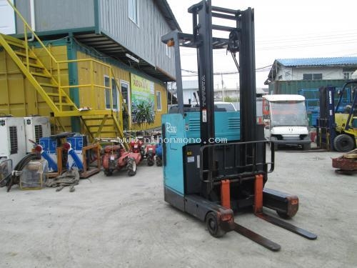 ราคาพิเศษ 87,000 บาท!! รถยกไฟฟ้ายืนขับ TOYOTA 6FBR10 รหัสสินค้า : 80904621 www.nihonmono.com