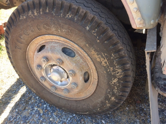 รถหัวยาวพร้อมใช้งาน เครื่องดีมาก160แรงม้าขายตามสภาพ