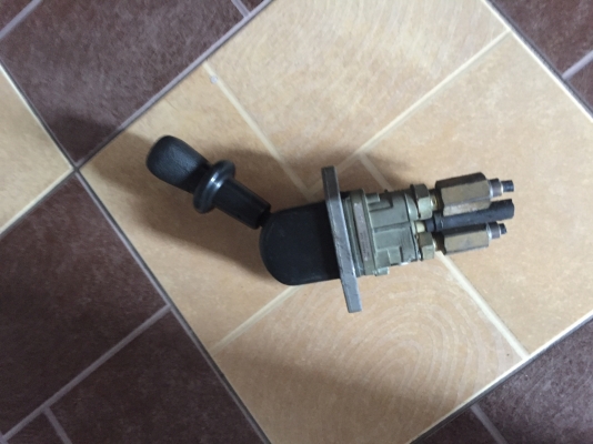 จำหน่ายล้อคลม ฮีโน่ อีซูซุ ฟูโซ่ นิสสัน ญี่ปุ่นแท้100\%