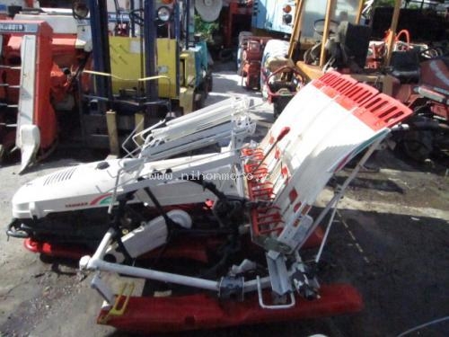 ราคาพิเศษ 25,000 บาท!! รถปลูกข้าวดำนาเดินตาม YANMAR AR400 รหัสสินค้า : 14001883 www.nihonmono.com