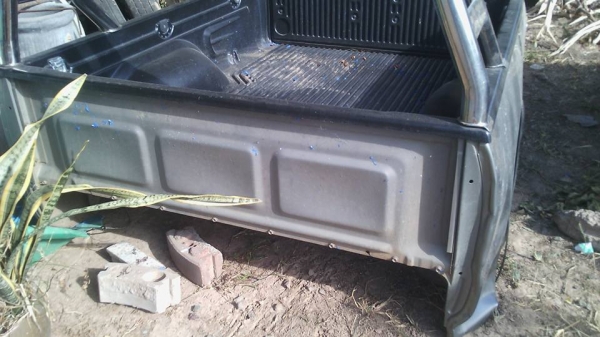 TOYOTA Tiger D4D กระบะแท้พร้อมฝาท้าย ไลเนอร์และโรลบาร์ ราคาคุยกันได้