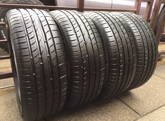 ยาง Continental 225 55 17 ปี15 ดอกเต็ม ตุ่มเพียบ ไม่มีปะ ราคาไม่แพง ยาง Continental 225 55 17 ปี15 ดอกเต็ม ตุ่มเพียบ ไม่มีปะ ราคาไม่แพง