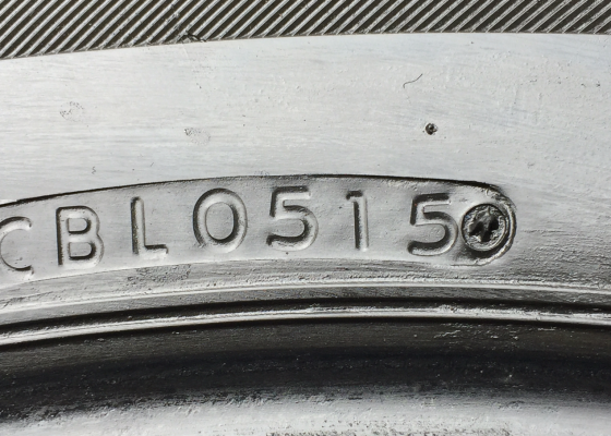 ยาง Bridgestone 255 65 17 ปี15 ดอกเต็ม ใช้ยาว ราคาไม่แพง