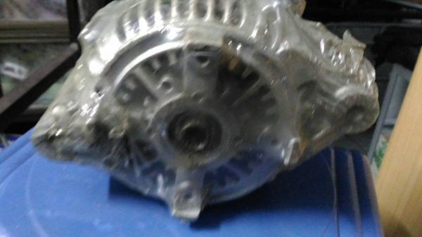 ไดชาจน์120Aใส่รถตู้หัวจรวดเครื่อง2500 2L 2800 3L 3000 5L ใช้อะไหล่ไส้ในของไดชาจน์JZได้เลย  4000บาท อยู่ดอนเมือง TEL0890671028 IDline0890671028