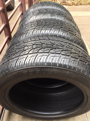 ยาง Roadstone 265 50 20 ปี15 ดอกเยอะ พร้อมใช้งาน ราคาไม่แพง