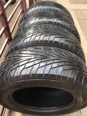 ยาง Maxxis 265 60 18 ปี13 ดอกเยอะ พร้อมใช้งาน ราคาไม่แพง ยาง Maxxis 265 60 18 ปี13 ดอกเยอะ พร้อมใช้งาน ราคาไม่แพง