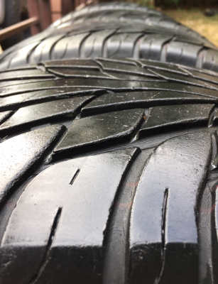 ยาง Maxxis 265 60 18 ปี13 ดอกเยอะ พร้อมใช้งาน ราคาไม่แพง ยาง Maxxis 265 60 18 ปี13 ดอกเยอะ พร้อมใช้งาน ราคาไม่แพง