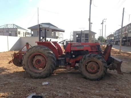 KUBOTA M9000 KUBOTA M9000