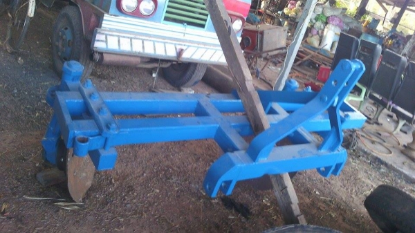 ขายยกร่องรถไถใหญ่