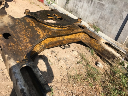 ขายด่วน เฟรมล่าง KOMATSU PC60-5