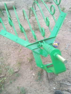 ขายหนวดกุ้ง (คาดสับปริง)ขูดหญ้าบนร่องอ้อยใช้ติดกับโคลงลิปเปอร์