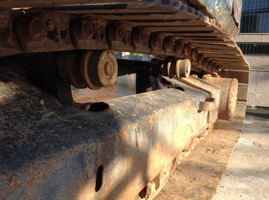 ขายรถแบคโฮ KOMATSU 200-5 คอนโทรลสั้น เครื่องเดิม ปั้มเดิม