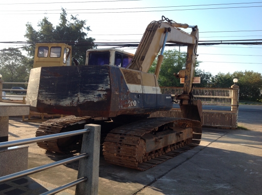 ขายรถแบคโฮ KOMATSU 200-5 คอนโทรลสั้น เครื่องเดิม ปั้มเดิม