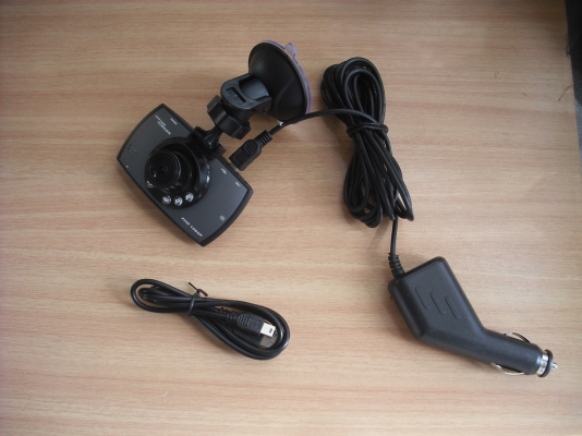 HD DVR Car กล้องวงจรปิดติดรถยนต์ Full HD อินฟราเรด 6 ดวง (สีดำ) HD DVR Car กล้องวงจรปิดติดรถยนต์ Full HD อินฟราเรด 6 ดวง (สีดำ)