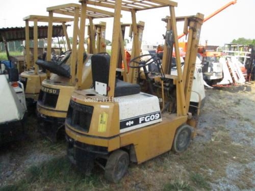 ราคาพิเศษ63,000 บาท!! รถยก KOMATSU รุ่น : FG09-2  รหัสสินค้า : 80802449 www.nihonmono.com