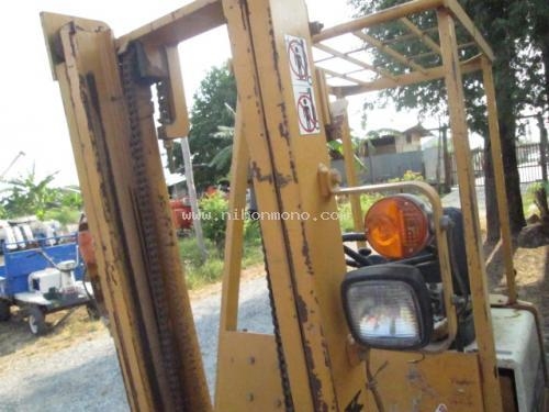 ราคาพิเศษ63,000 บาท!! รถยก KOMATSU รุ่น : FG09-2  รหัสสินค้า : 80802449 www.nihonmono.com