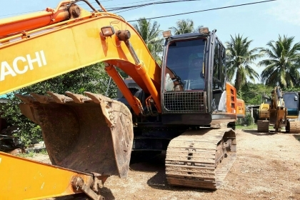 ขาย!! >>> Hitachi Zx200 รุ่น 5G <<< เบอร์โทร 098-7155789 ขาย!! >>> Hitachi Zx200 รุ่น 5G <<< เบอร์โทร 098-7155789