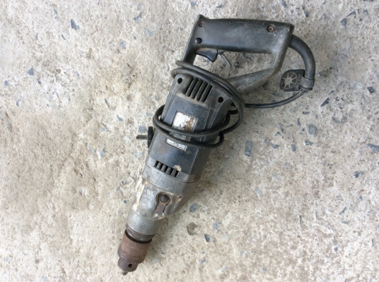 สว่านและแม่แรง10ตัน