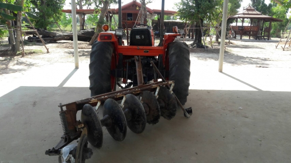 ขายด่วน KUBOTA M5000 มีผาน5 และผานดัน สนใจ สอบถามเพิ่มเติม โทร0982302042