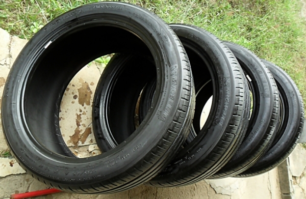 ยางซิ่ง18  มิชลิน 235-45-18 ลงพื้นปี14 ดอกหนา 8มิล