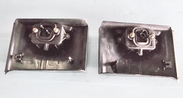 ไฟส่องป้ายทะเบียน โคโรลล่า EE90 ของแท้ ไฟส่องป้ายทะเบียน โคโรลล่า EE90 ของแท้