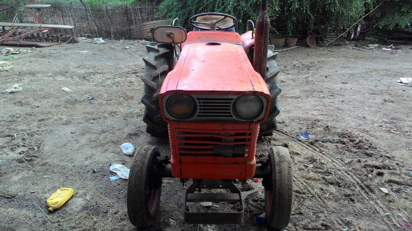 คูโบต้าL2000พร้อมผาน4ใบสภาพดีพร้อมใช้ครับ