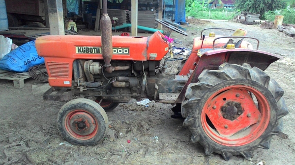 คูโบต้าL2000พร้อมผาน4ใบสภาพดีพร้อมใช้ครับ