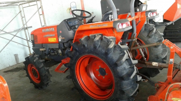 L3408DI ชั่วโมงน้อยสภาพน้างฟ้า อุปกรณ์ 2 ชิ้น