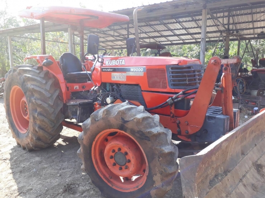 ขายด่วน Kubota M9000 ราคาเบาๆ ใบดันหน้า ผานหลัง ราคา 345000 ขายด่วน Kubota M9000 ราคาเบาๆ ใบดันหน้า ผานหลัง ราคา 345000