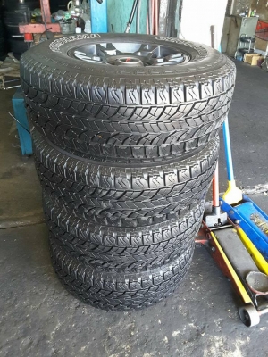 ล้อ TRD + Yokohama AT 265-70-16 ปี15 สวยๆ 1ขุด