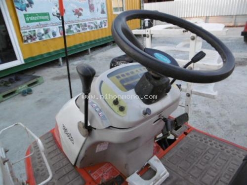 เพียงราคา39,000 บาท!!! รถปลูกข้าวดำนานั่งขับ KUBOTA รุ่น SPA4  รหัสสินค้า 80803413 ติดต่อ 081-8283376  www.nihonmono.com