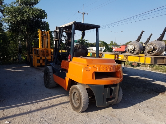 ขายรถยกFD45.ยก4ตันงาสไลด์LR.0815667535