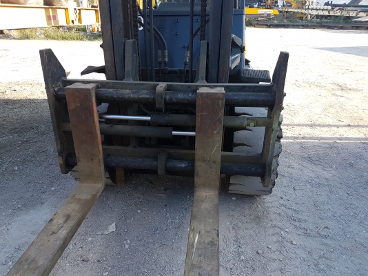 ขายรถยกFD45.ยก4ตันงาสไลด์LR.0815667535